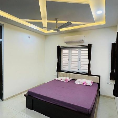 Luxurious 3 Bhk Villa In Bhuj - Shivani Homestay Kültér fotó