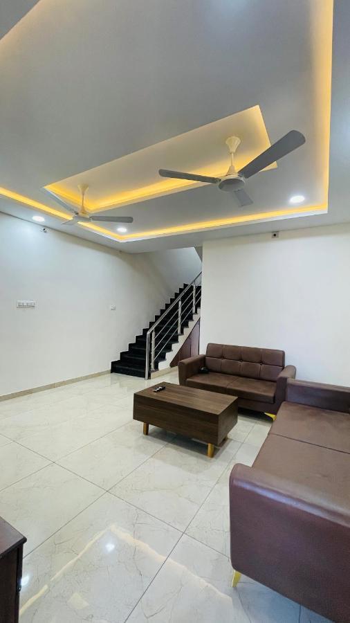 Luxurious 3 Bhk Villa In Bhuj - Shivani Homestay Kültér fotó