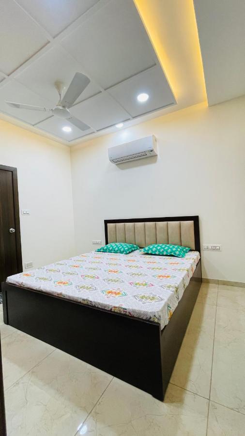 Luxurious 3 Bhk Villa In Bhuj - Shivani Homestay Kültér fotó
